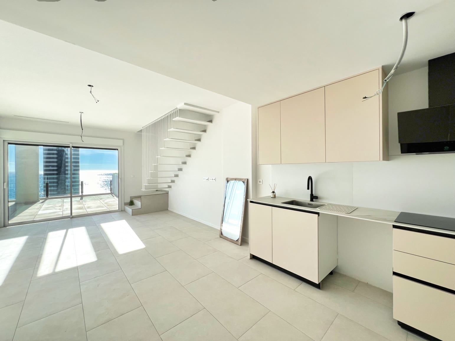 3 bedroom Apartment for sale in Calpe / Calp with pool - € 995,000 (Ref: 9609592)