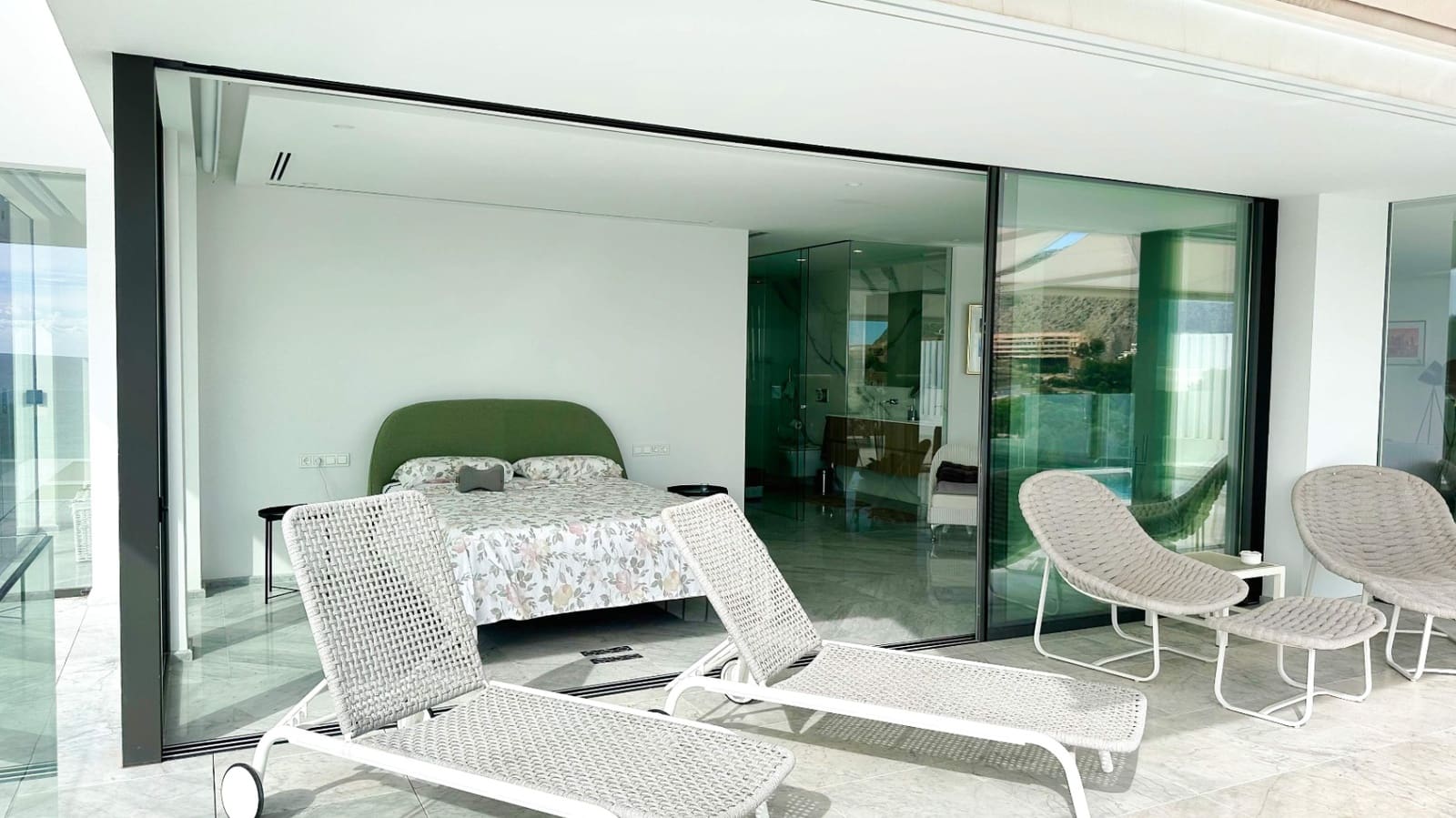 2 bedroom Apartment for sale in Altea with pool - € 1,495,000 (Ref: 9609593)