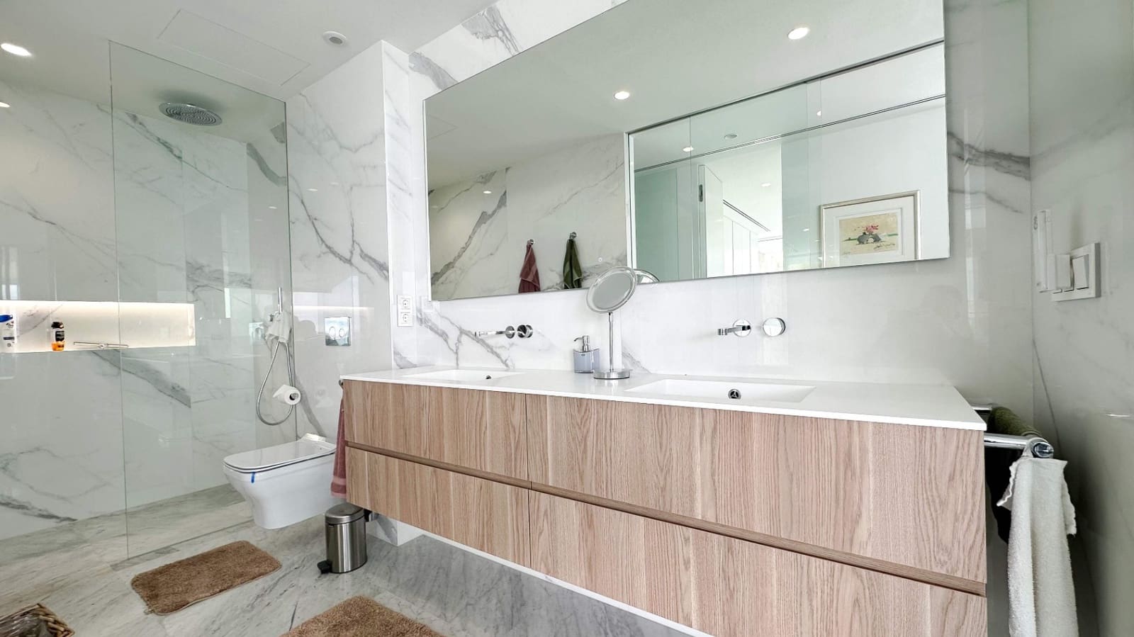 2 bedroom Apartment for sale in Altea with pool - € 1,495,000 (Ref: 9609593)