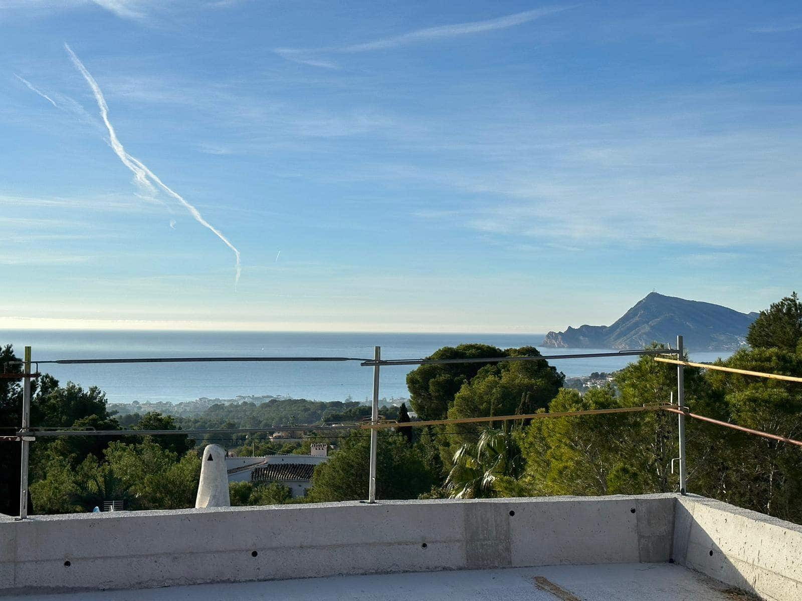 4 slaapkamer Villa te koop in Altea met zwembad - € 2.295.000 (Ref: 9609594)