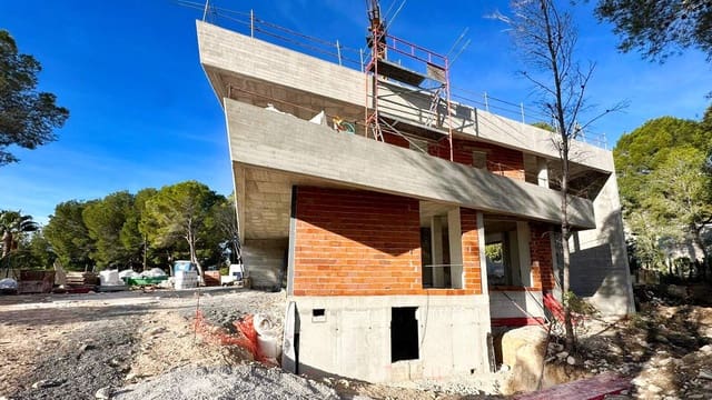 4 slaapkamer Villa te koop in Altea met zwembad - € 2.295.000 (Ref: 9609594)