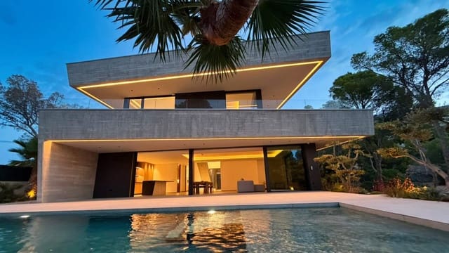 Chalet de 4 habitaciones en Altea en venta con piscina garaje - 2.345.000 € (Ref: 9609594)