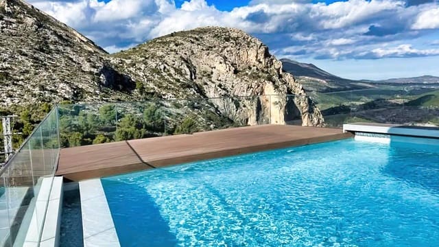 4 camera da letto Villa in vendita in Altea con piscina - 2.599.000 € (Rif: 9609595)