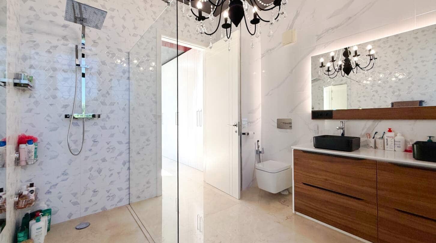 4 soverom Villa til salgs i Altea med svømmebasseng garasje - € 3 600 000 (Ref: 9610526)