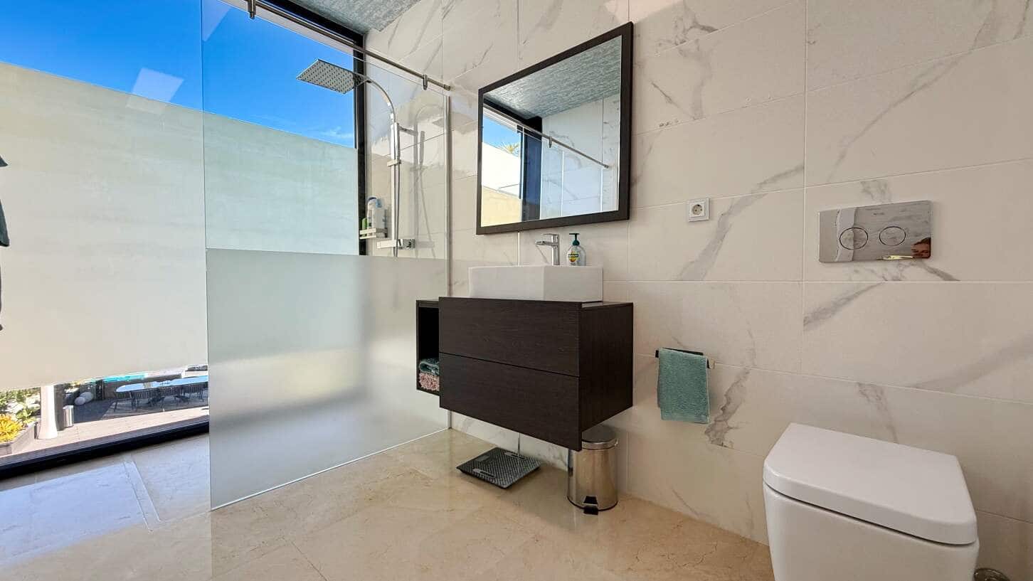 4 soverom Villa til salgs i Altea med svømmebasseng garasje - € 3 600 000 (Ref: 9610526)