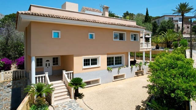 3 makuuhuone Huvila myytävänä paikassa Altea mukana uima-altaan - 690 000 € (Ref: 9654363)