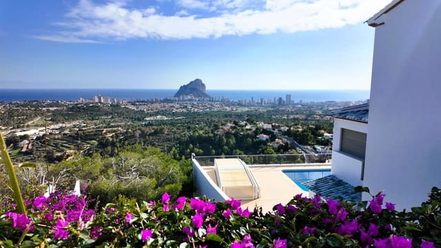 8 soveværelse Villa til salg i Calpe / Calp med swimmingpool - € 1.450.000 (Ref: 9656805)