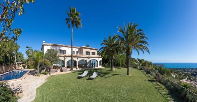6 slaapkamer Villa te koop in Benissa met zwembad - € 2.950.000 (Ref: 9663727)