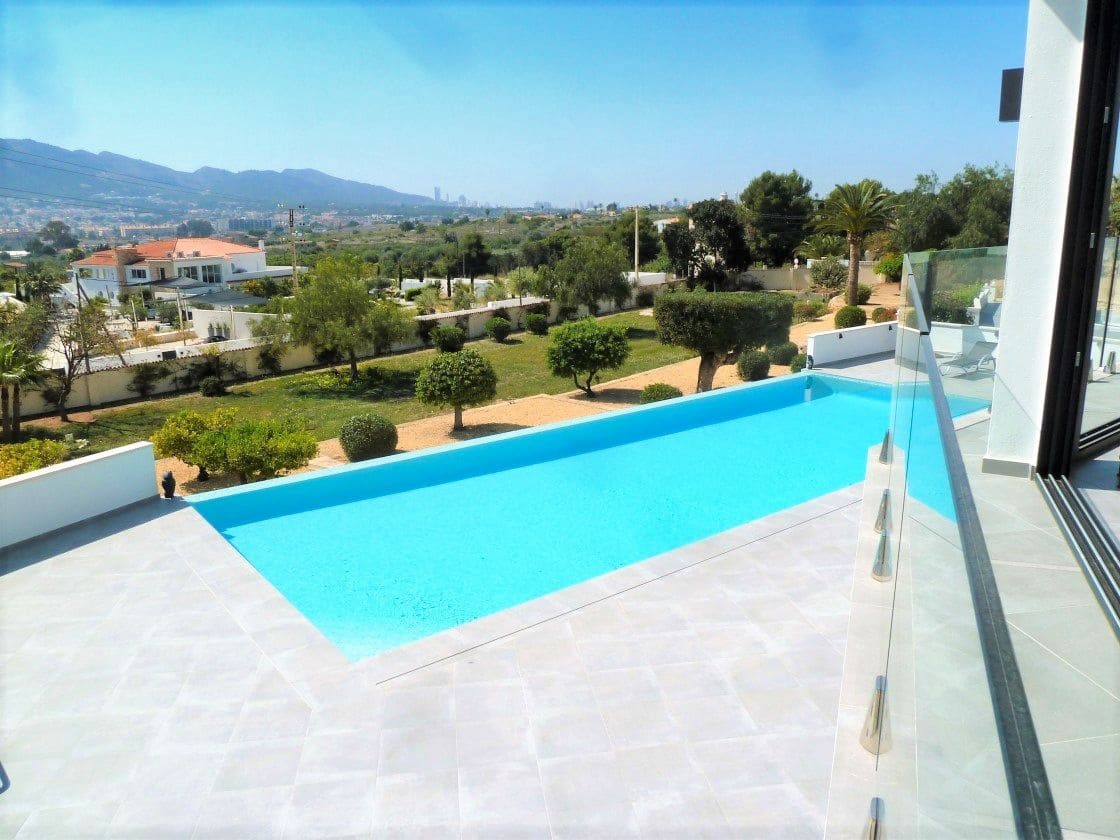 5 makuuhuone Huvila myytävänä paikassa Altea mukana uima-altaan - 2 700 000 € (Ref: 9663728)