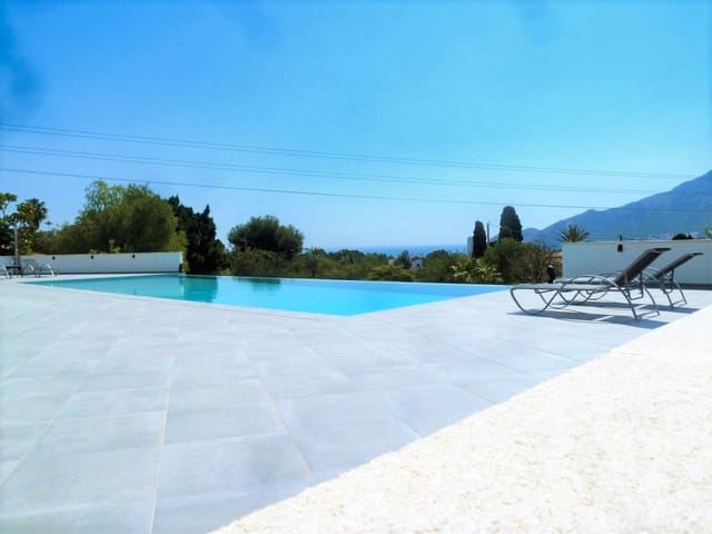 5 makuuhuone Huvila myytävänä paikassa Altea mukana uima-altaan - 2 700 000 € (Ref: 9663728)