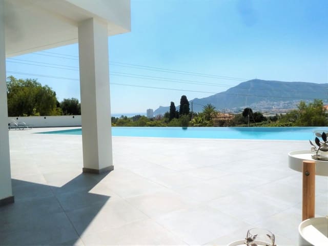 5 makuuhuone Huvila myytävänä paikassa Altea mukana uima-altaan - 2 700 000 € (Ref: 9663728)