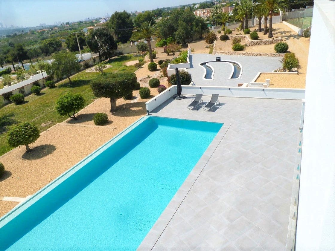 5 makuuhuone Huvila myytävänä paikassa Altea mukana uima-altaan - 2 700 000 € (Ref: 9663728)