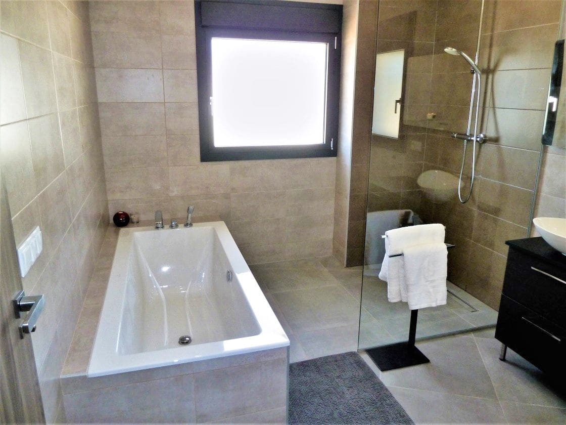 5 makuuhuone Huvila myytävänä paikassa Altea mukana uima-altaan - 2 700 000 € (Ref: 9663728)