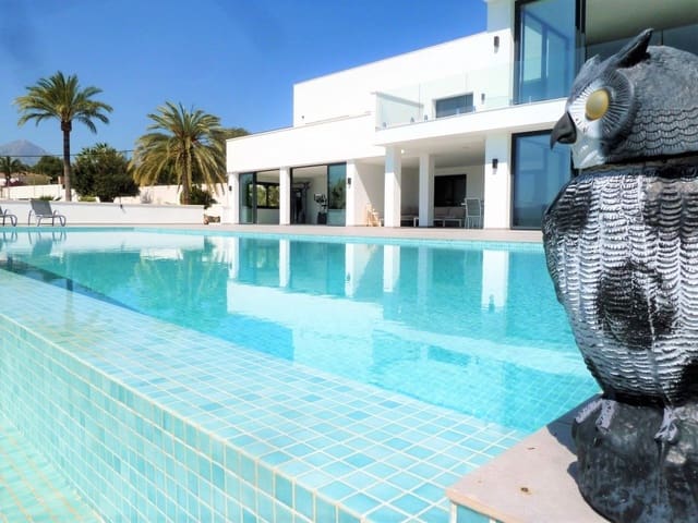 5 makuuhuone Huvila myytävänä paikassa Altea mukana uima-altaan - 2 700 000 € (Ref: 9663728)
