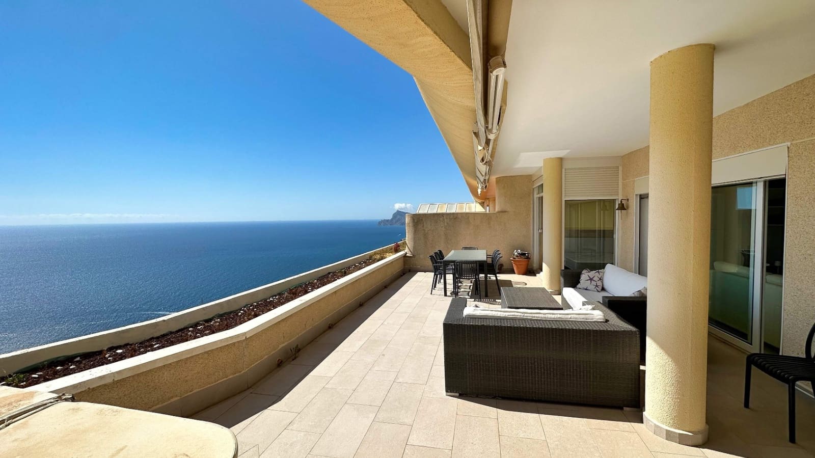 3 makuuhuone Huoneisto myytävänä paikassa Altea mukana uima-altaan - 690 000 € (Ref: 9663730)