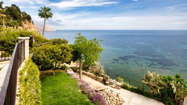 Chalet de 4 habitaciones en Altea en venta con piscina - 3.600.000 € (Ref: 9663731)