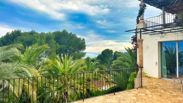 4 soverom Villa til salgs i Altea med svømmebasseng garasje - € 3 450 000 (Ref: 9663731)
