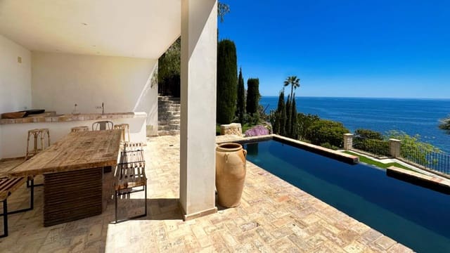 Chalet de 4 habitaciones en Altea en venta con piscina garaje - 3.450.000 € (Ref: 9663731)