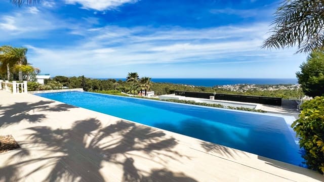 4 soveværelse Villa til salg i Benissa med swimmingpool garage - € 2.980.000 (Ref: 9663733)