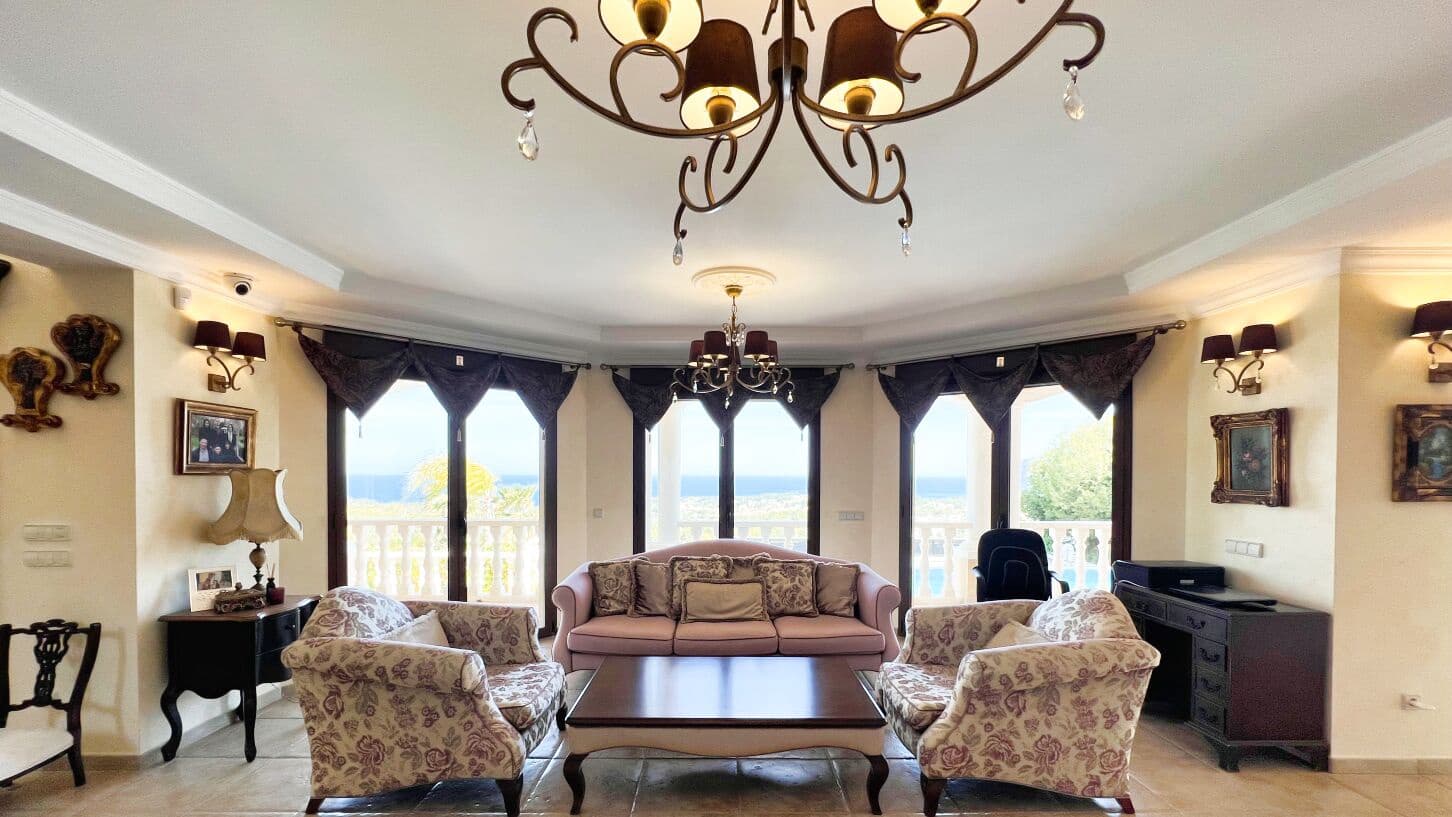 4 soveværelse Villa til salg i Benissa med swimmingpool garage - € 2.980.000 (Ref: 9663733)