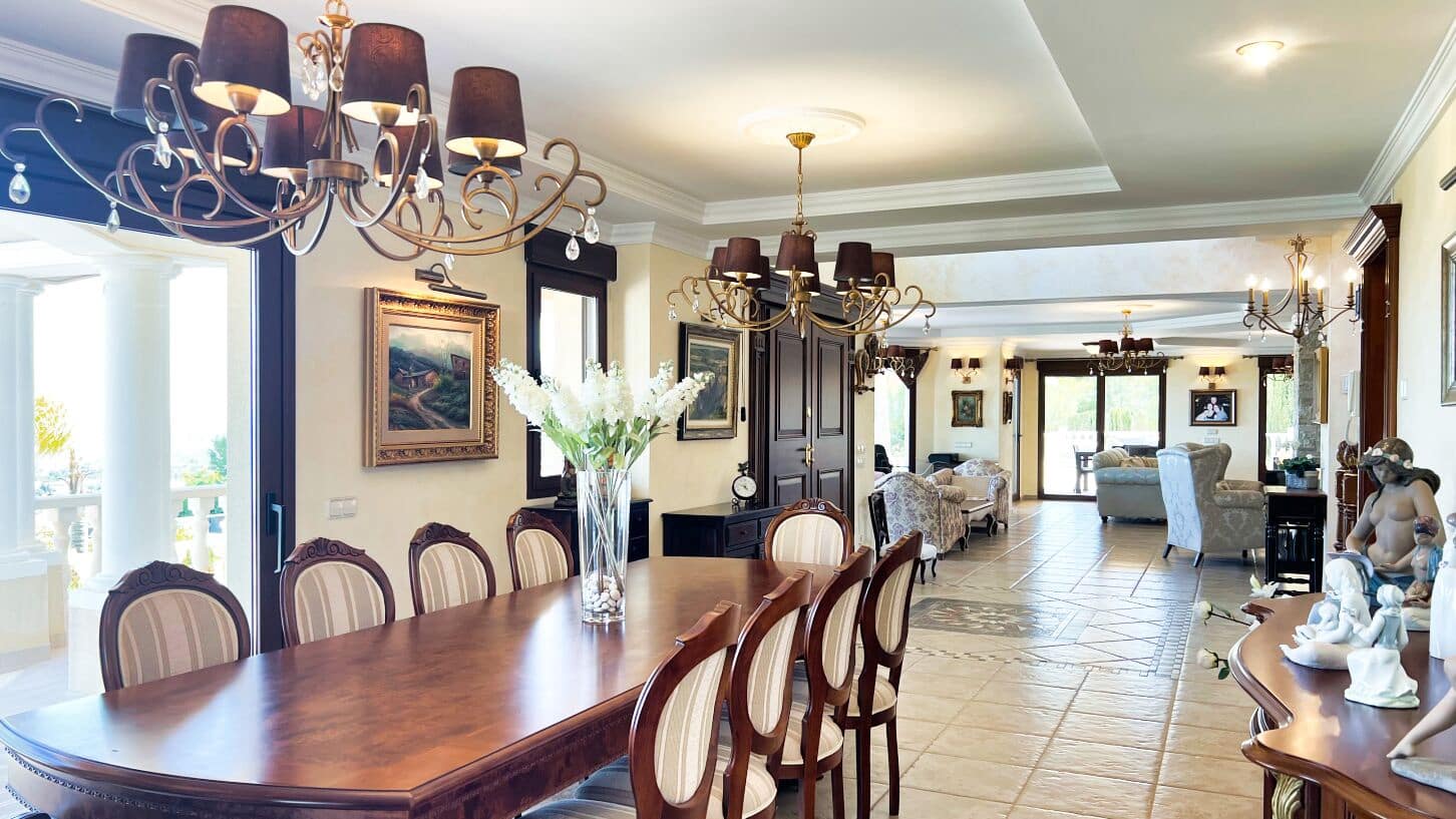 4 soveværelse Villa til salg i Benissa med swimmingpool garage - € 2.980.000 (Ref: 9663733)