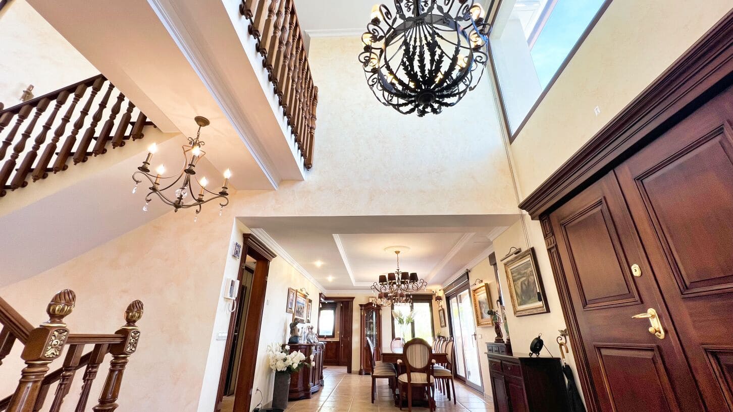 4 soveværelse Villa til salg i Benissa med swimmingpool garage - € 2.980.000 (Ref: 9663733)