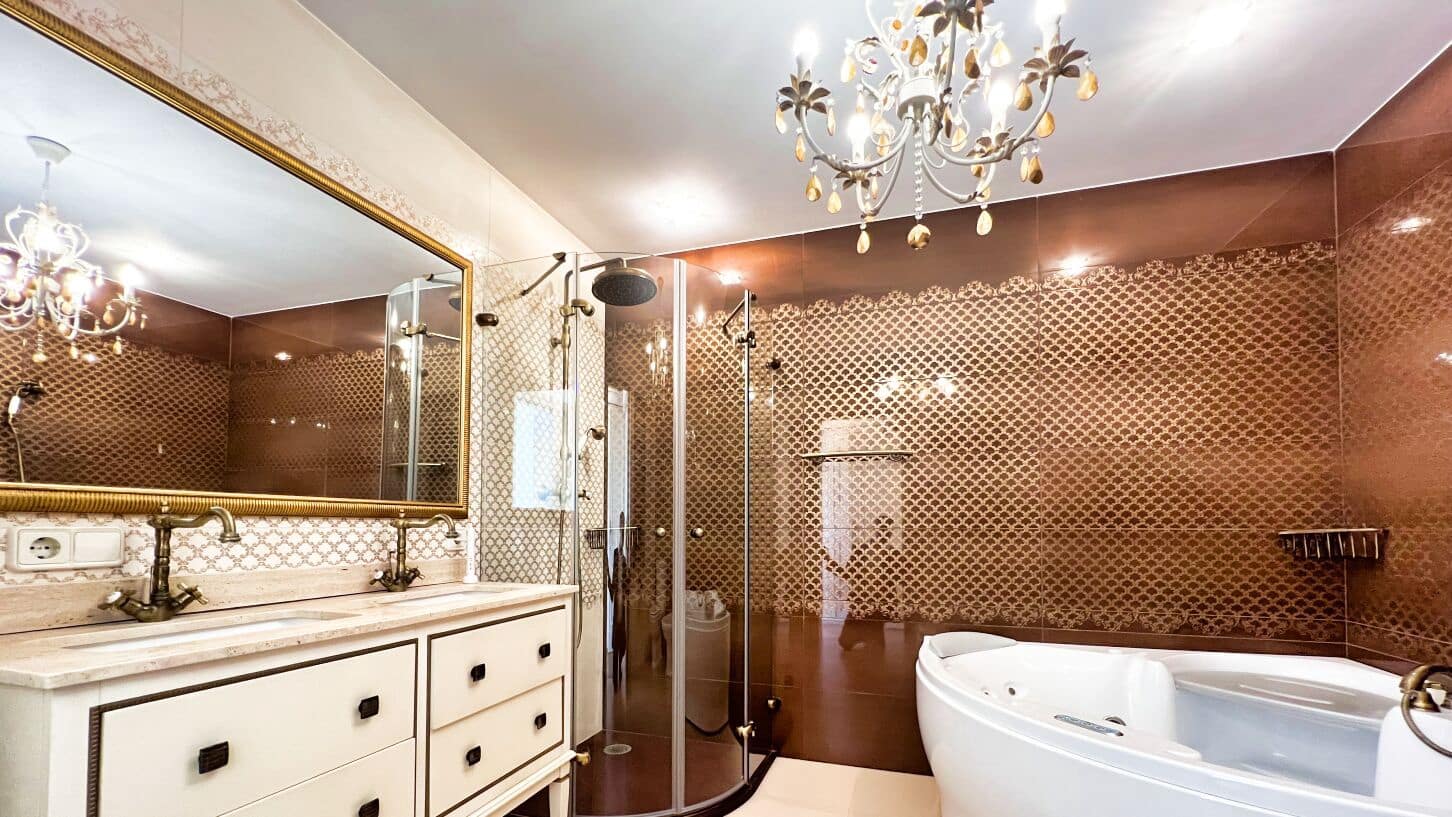 4 soveværelse Villa til salg i Benissa med swimmingpool garage - € 2.980.000 (Ref: 9663733)