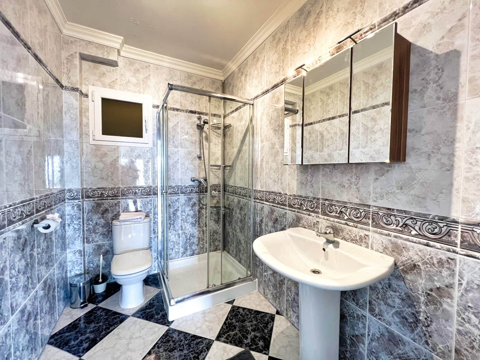 4 bedroom Villa for sale in Calpe / Calp with pool - € 1,250,000 (Ref: 9663737)