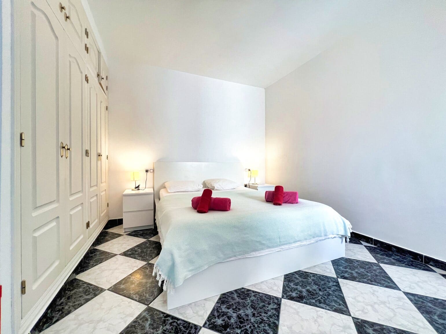 4 bedroom Villa for sale in Calpe / Calp with pool - € 1,250,000 (Ref: 9663737)