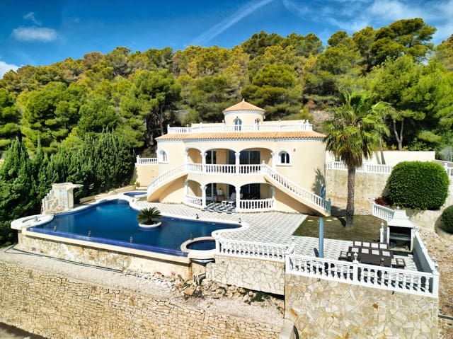 4 soveværelse Villa til salg i Cometa - Carrió, Calpe / Calp med swimmingpool - € 1.250.000 (Ref: 9663737)