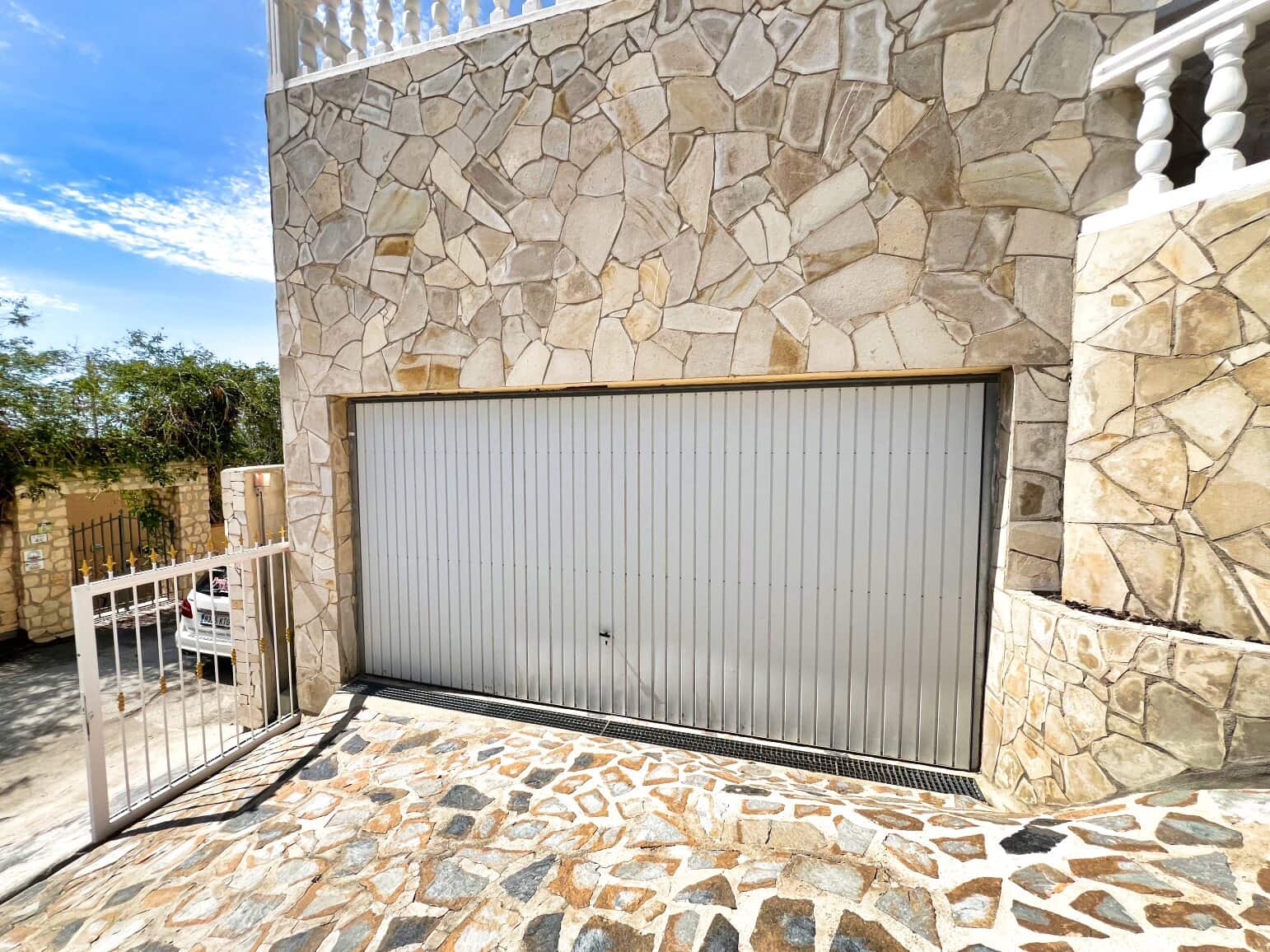 4 bedroom Villa for sale in Calpe / Calp with pool - € 1,250,000 (Ref: 9663737)