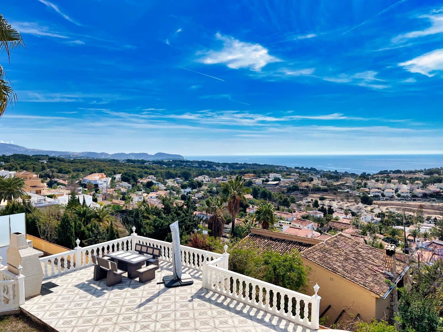 4 bedroom Villa for sale in Calpe / Calp with pool - € 1,250,000 (Ref: 9663737)