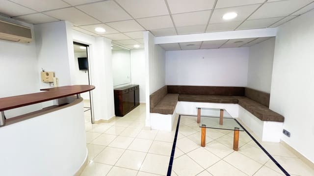 Comercial para venda em Altea com piscina - 198 000 € (Ref: 9663738)