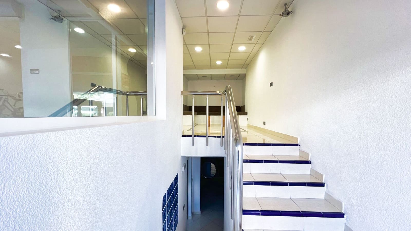 Comercial para venda em Altea com piscina - 198 000 € (Ref: 9663738)