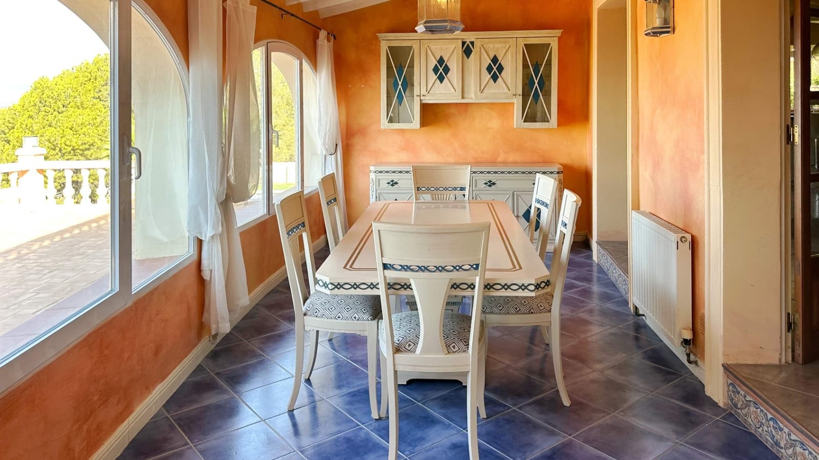 4 bedroom Villa for sale in Altea with pool - € 920,000 (Ref: 9671292)