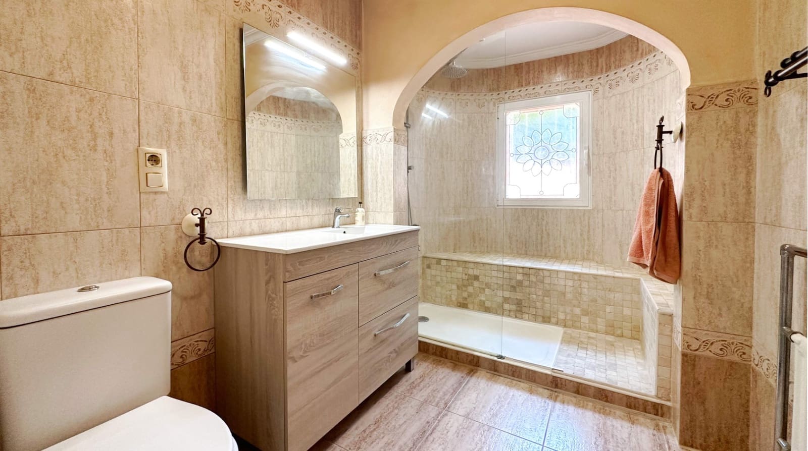 4 bedroom Villa for sale in Altea with pool - € 920,000 (Ref: 9671292)