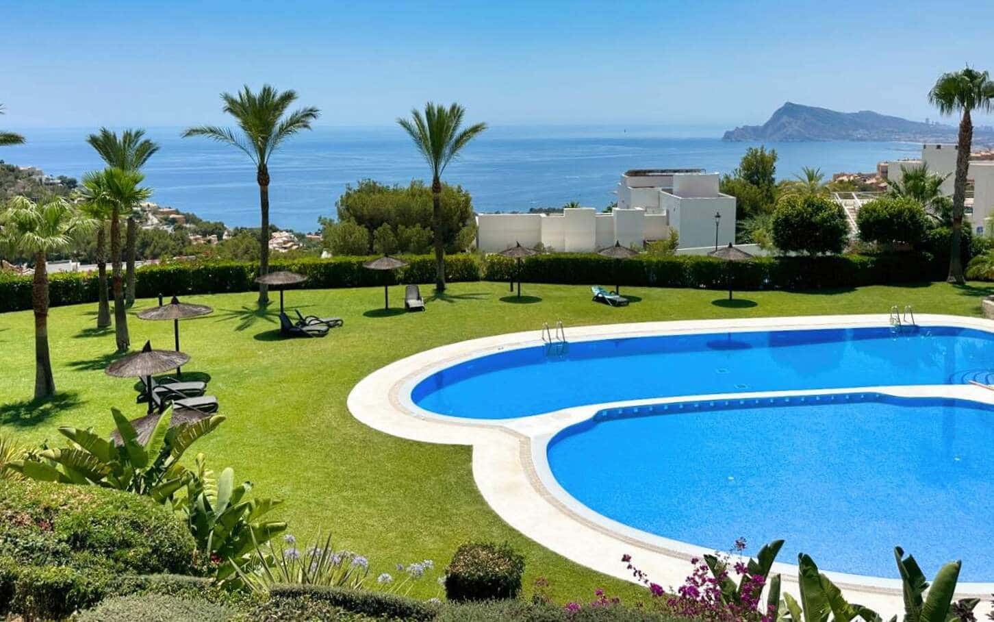 3 slaapkamer Penthouse te koop in Altea met zwembad - € 1.150.000 (Ref: 9676515)