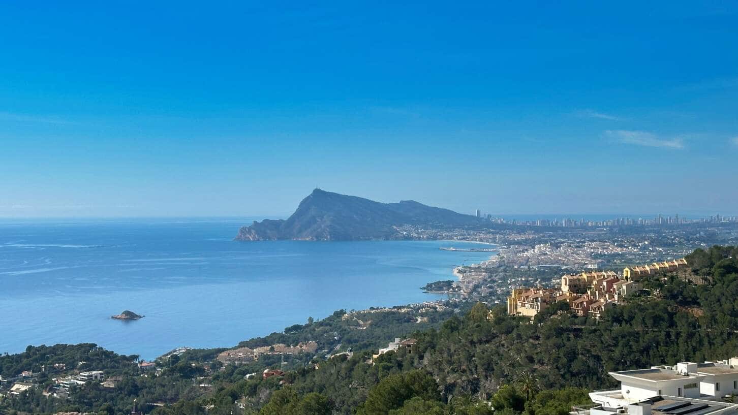 3 slaapkamer Penthouse te koop in Altea met zwembad - € 1.150.000 (Ref: 9676515)