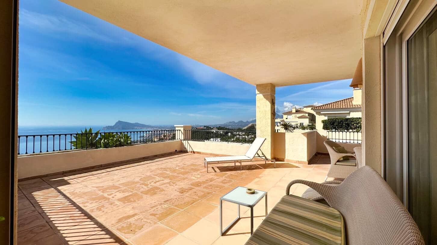3 slaapkamer Penthouse te koop in Altea met zwembad - € 1.150.000 (Ref: 9676515)