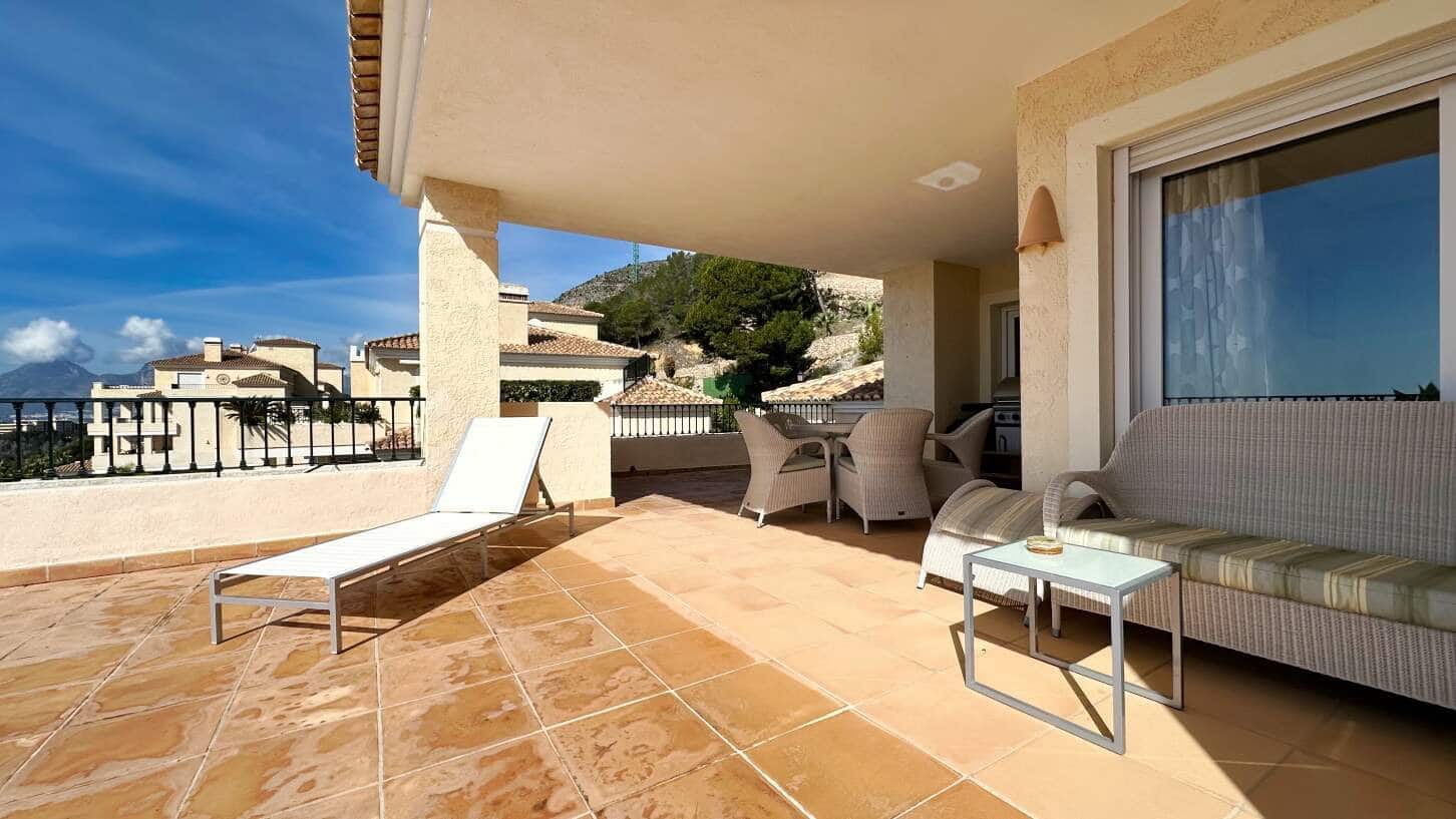3 slaapkamer Penthouse te koop in Altea met zwembad - € 1.150.000 (Ref: 9676515)