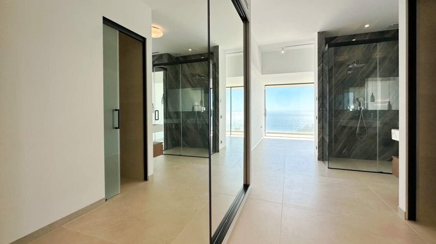 5 bedroom Villa for sale in Altea with pool garage - € 4,100,000 (Ref: 9694090)