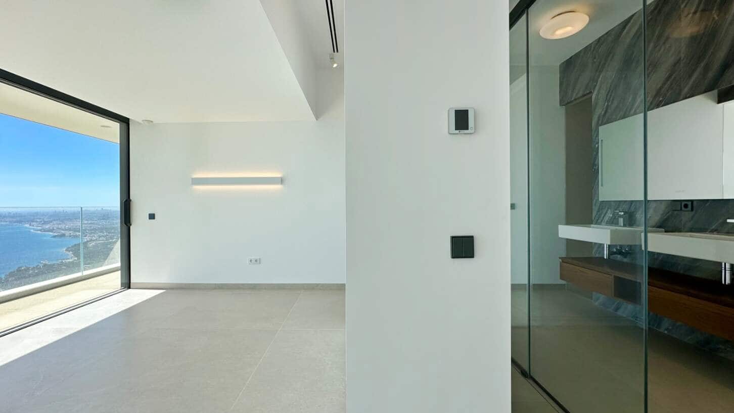 5 bedroom Villa for sale in Altea with pool garage - € 4,100,000 (Ref: 9694090)