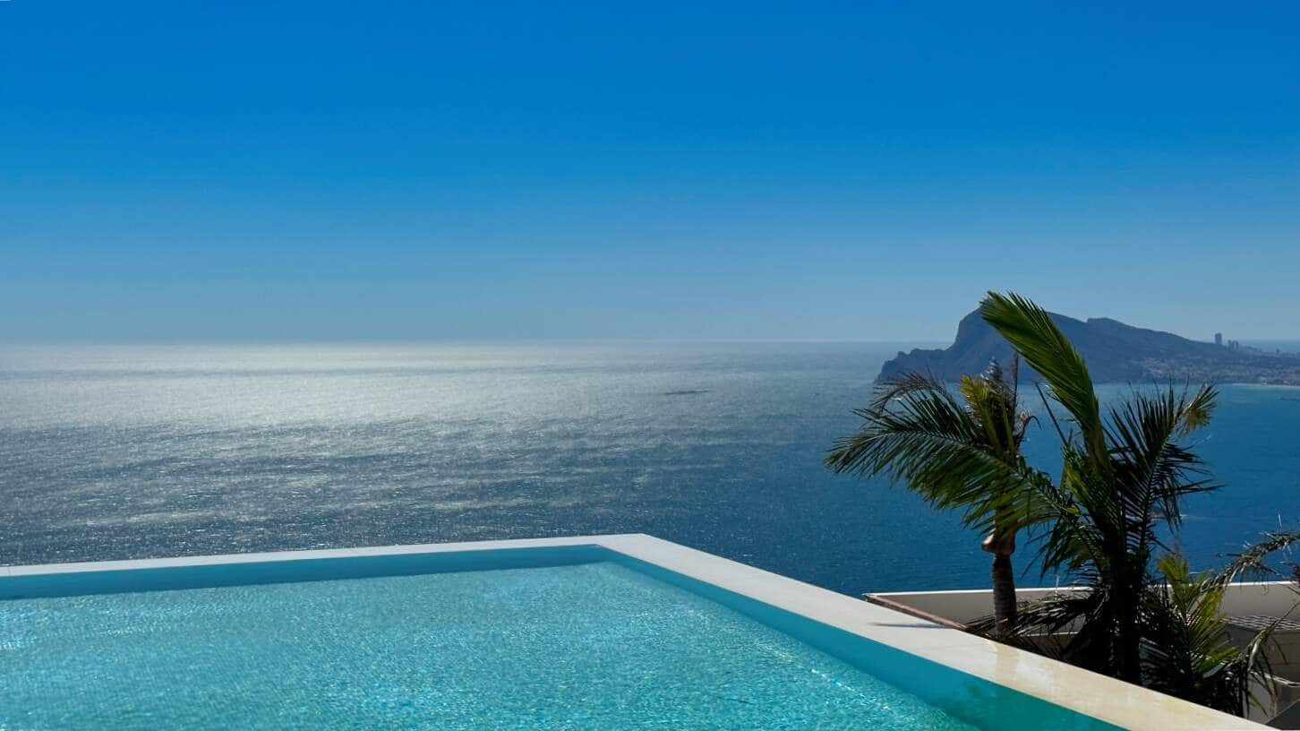 5 bedroom Villa for sale in Altea with pool garage - € 4,100,000 (Ref: 9694090)