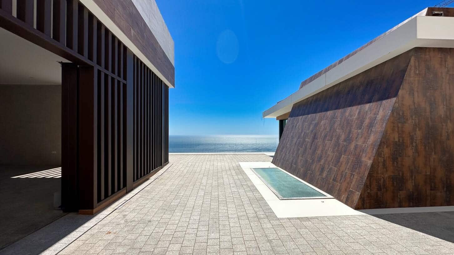 5 bedroom Villa for sale in Altea with pool garage - € 4,100,000 (Ref: 9694090)