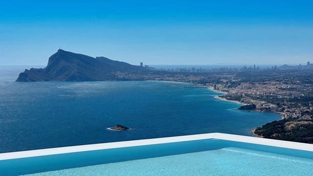 Chalet de 5 habitaciones en Altea en venta con piscina garaje - 4.100.000 € (Ref: 9694090)