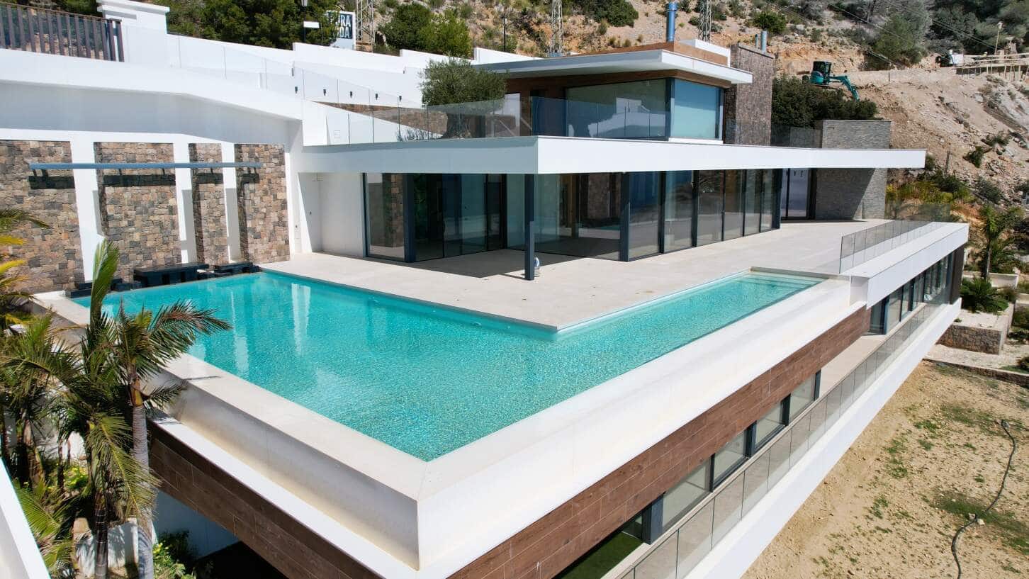 5 bedroom Villa for sale in Altea with pool garage - € 4,100,000 (Ref: 9694090)