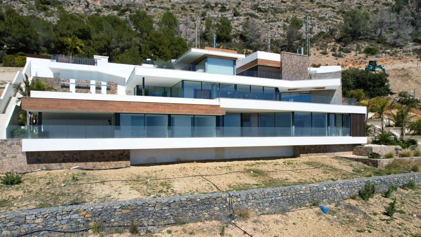 5 bedroom Villa for sale in Altea with pool garage - € 4,100,000 (Ref: 9694090)