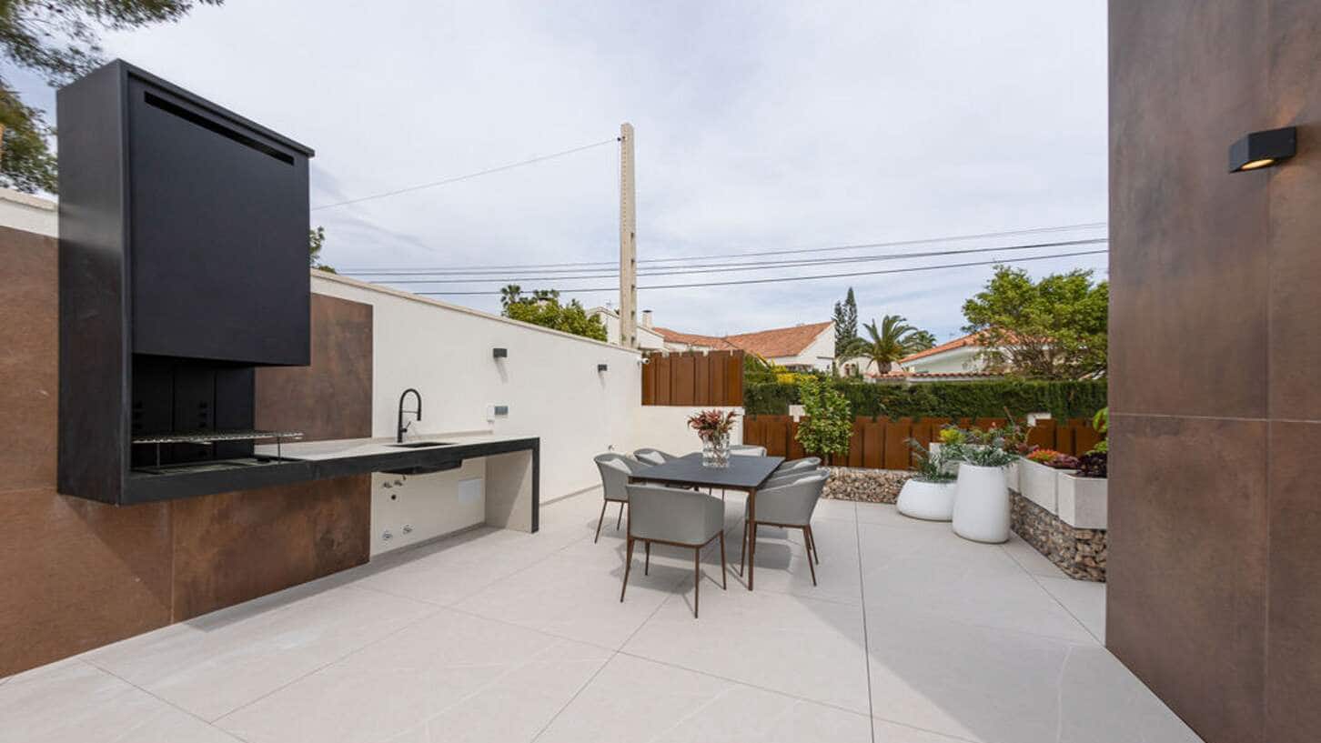 4 soveværelse Villa til salg i Benidorm med swimmingpool garage - € 2.825.000 (Ref: 9694507)