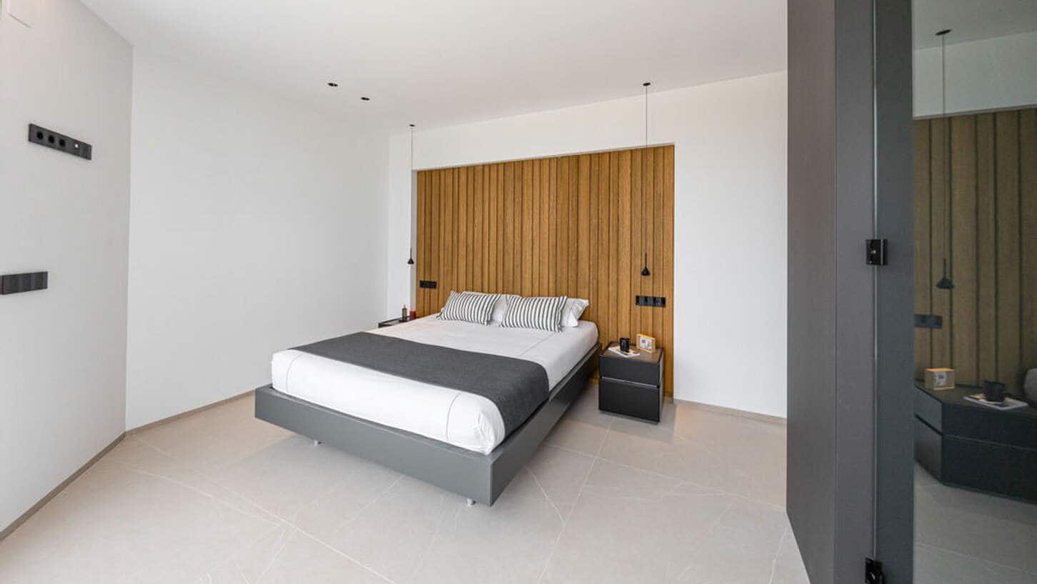 4 soveværelse Villa til salg i Benidorm med swimmingpool garage - € 2.825.000 (Ref: 9694507)