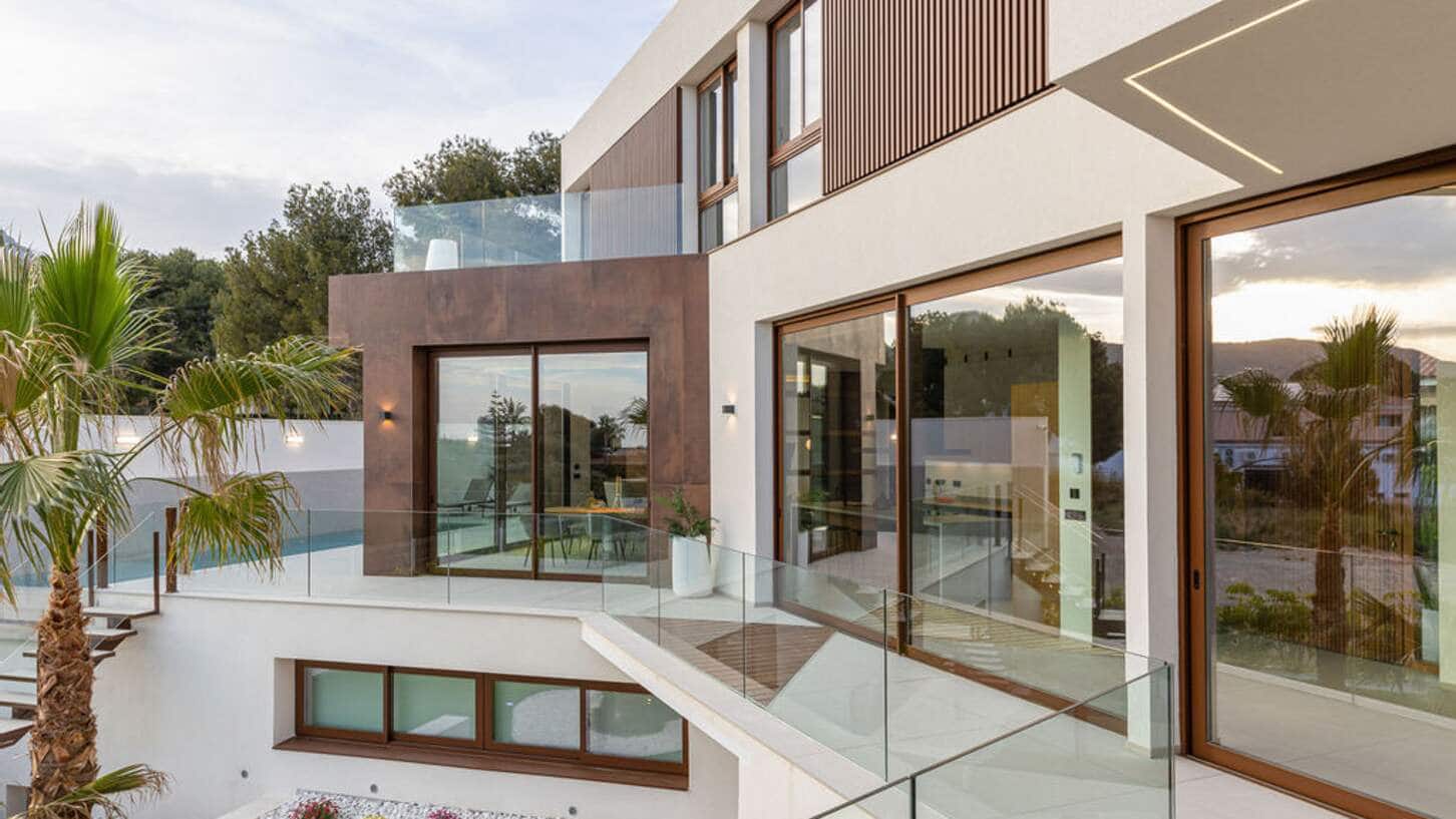 4 soveværelse Villa til salg i Benidorm med swimmingpool garage - € 2.825.000 (Ref: 9694507)